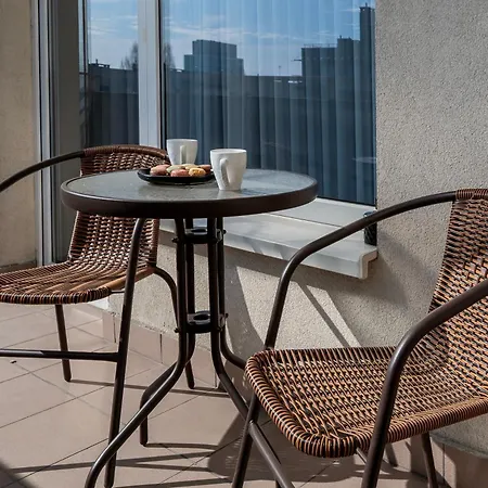 Rewolucji - 50m2, Working Desk, Balcony Apartment *