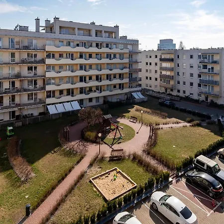 Rewolucji - 50m2, Working Desk, Balcony Lodz (Lodz)