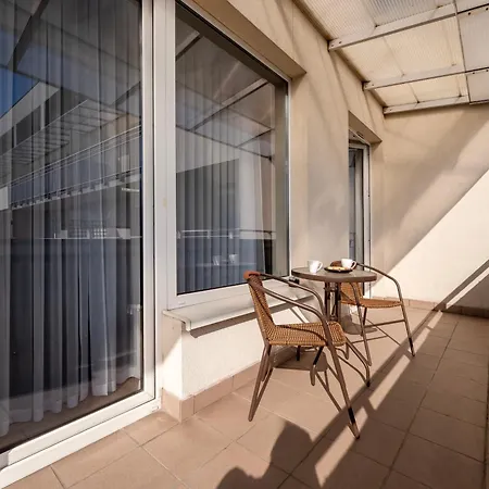 Apartment Rewolucji - 50m2, Working Desk, Balcony *