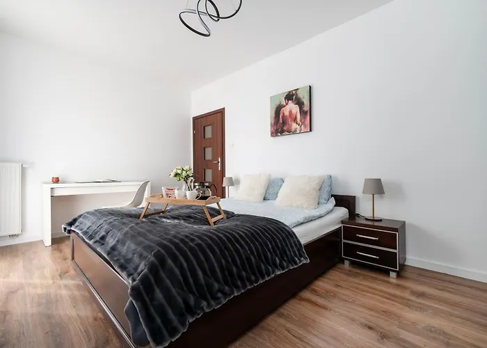 Lejlighed Rewolucji - 52m2, Parking - By Rentujemy