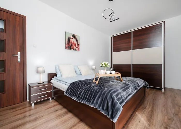 Rewolucji - 52m2, Parking - By Rentujemy *